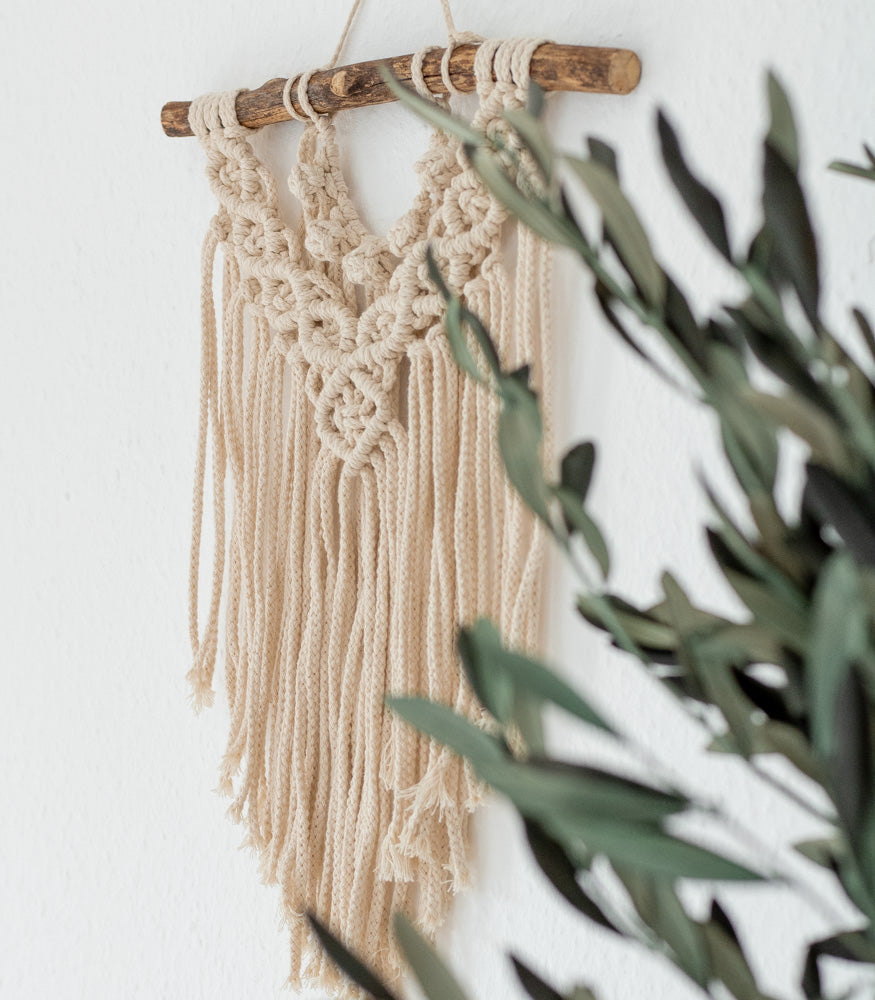 Handgemachter Makramee Wandbehang "Hilo", 35cm x 30cm - mahina