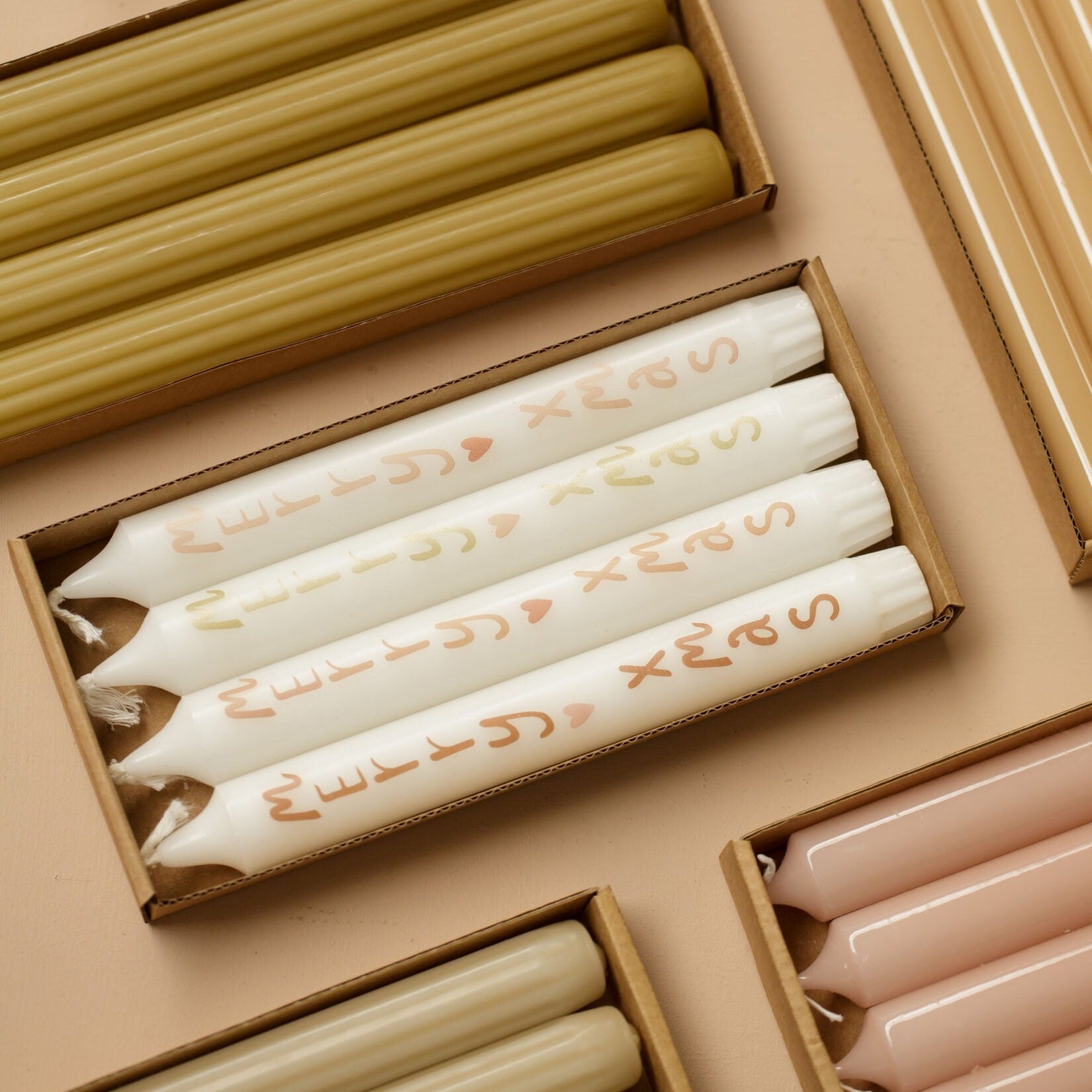 Kerze "Christmas" 2,2x19cm in verschiedenen Sorten - mahina