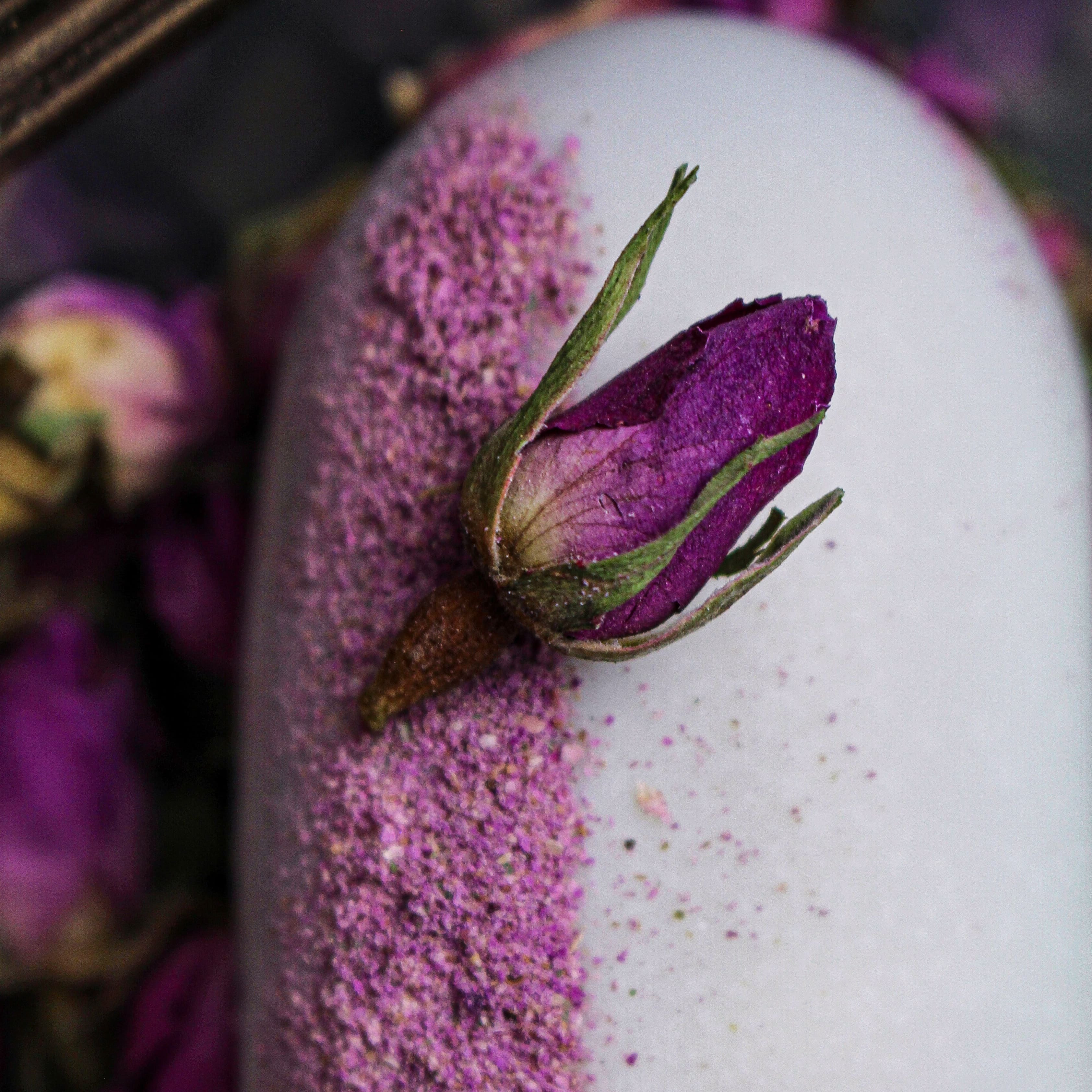 Essbare Blüten "Damaszener Rosenblütenpulver" 30g - mahina