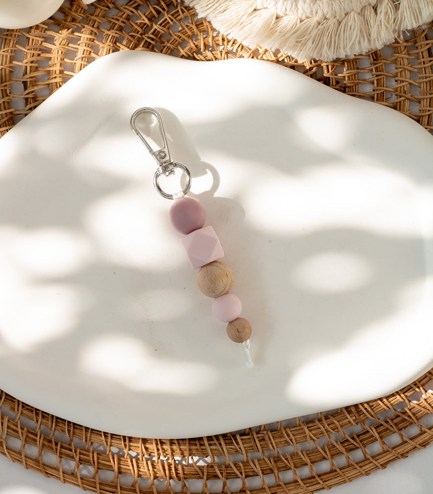 Handgemachter Schlüsselanhänger "Fiori" mit Motivperle - mahina