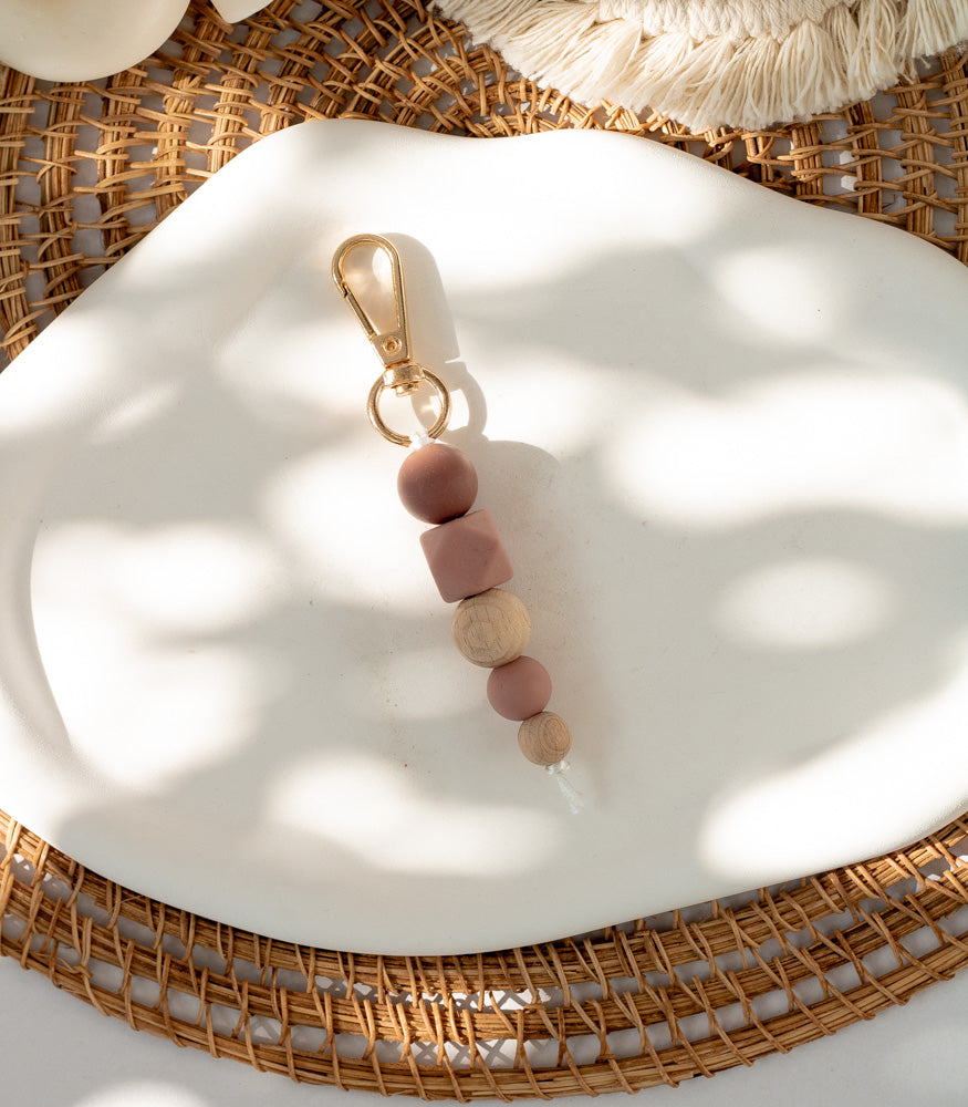 Handgemachter Schlüsselanhänger "Fiori" mit Motivperle - mahina