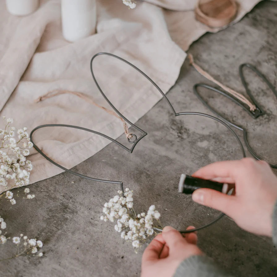 Eulenschnitt Metallkranz Hase - Bastelbedarf -> Metall -> Metallringe -> Sonstige Formen von mahina