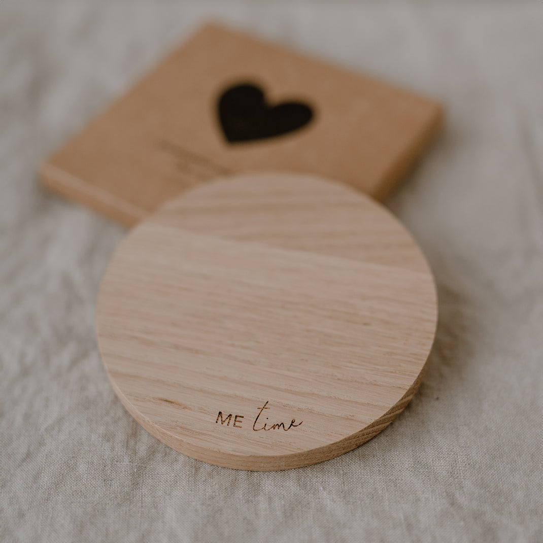 Eulenschnitt Untersetzer aus Eiche "Me time" - Interior > Dekoration > Sonstiges von mahina