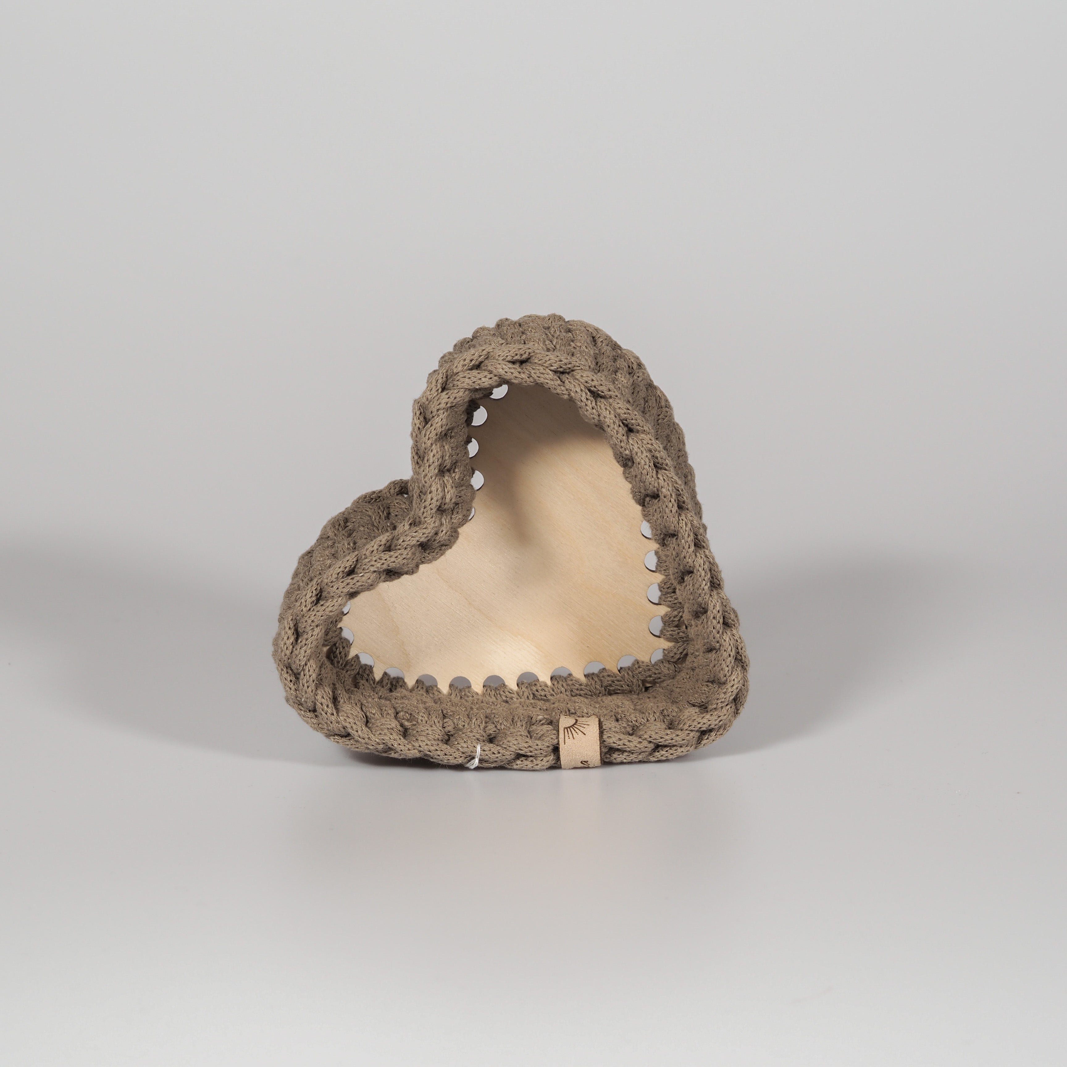 Handgemachter Häkelkorb "Herz" mit Boden - mahina x kilea - Interior > Dekoration > Häkelprodukte von mahina