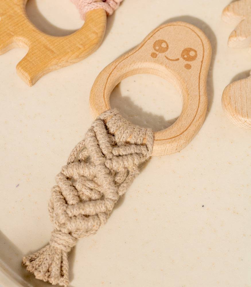 Handgemachter Makramee Beißring/Greifling "Classic" personalisierbar - mahina