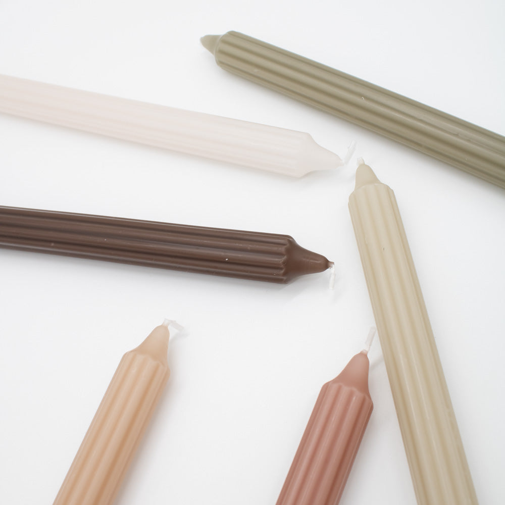 Kerze "Pol" 2,1x24cm 6 Farben - mahina