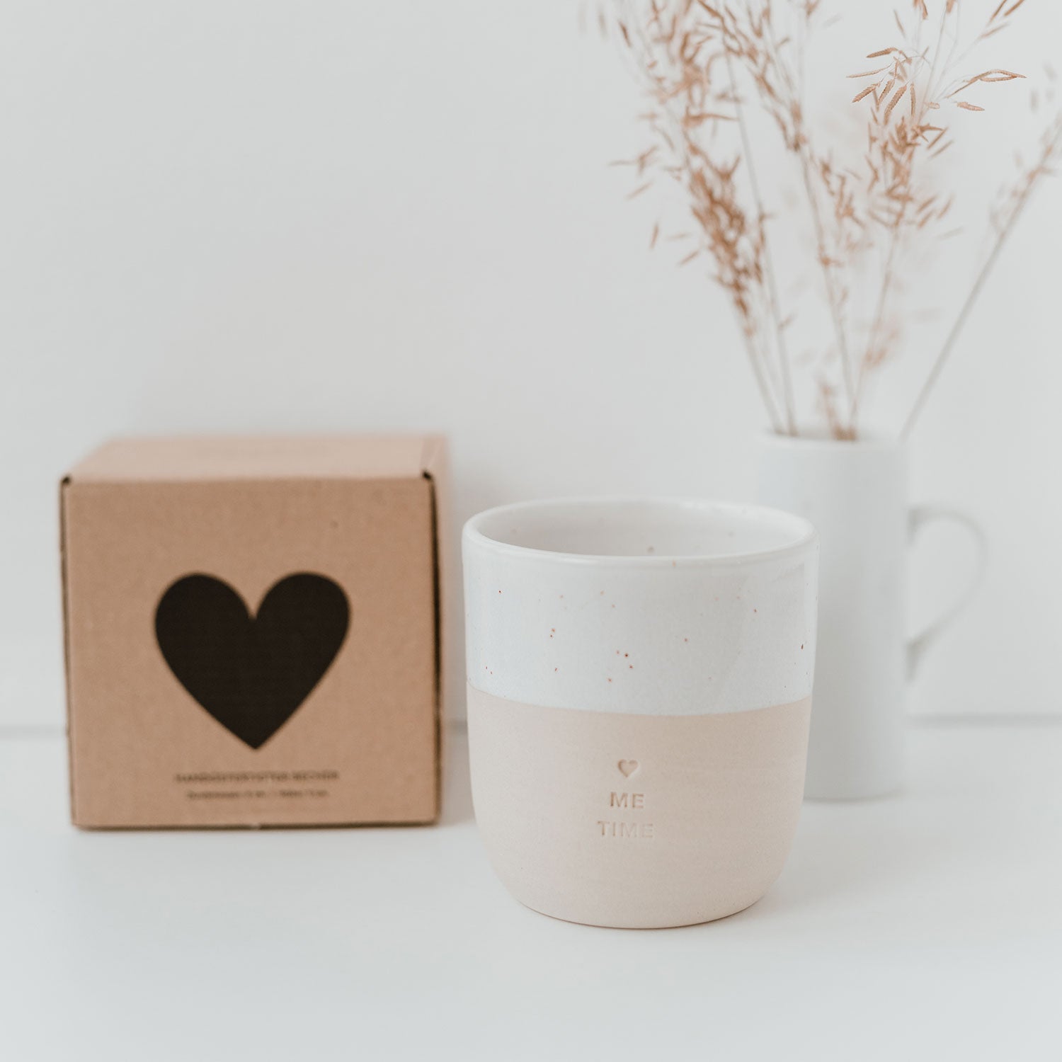 Handgemachter Eulenschnitt Becher aus Steingut "Me Time" - mahina