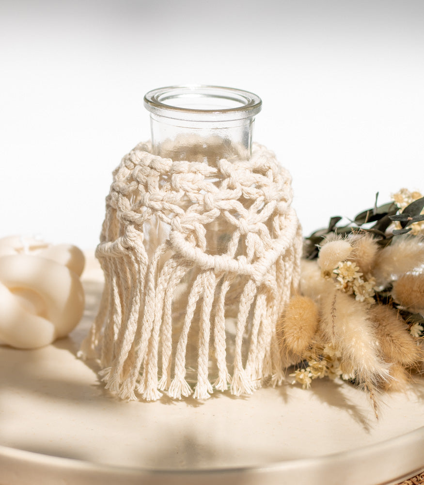 Handgemachte Makramee Vase/Windlicht in klein - mahina