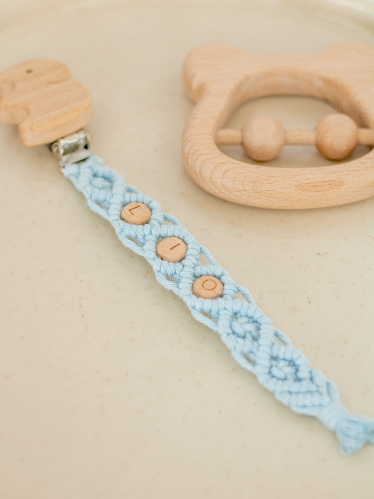 Geschenkbox "Kleines Wunder" mit Makramee Schnullerkette - mahina