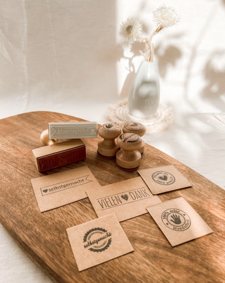 Rayher Motiv Stempel "Mit Liebe" 3cm ø - mahina