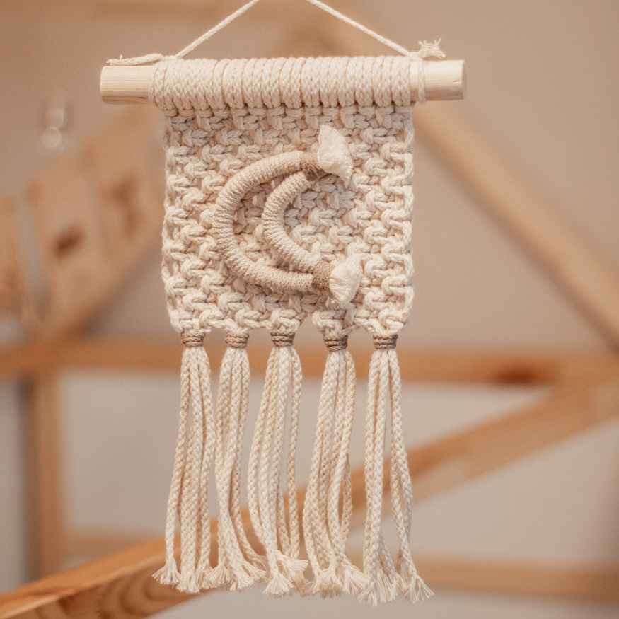 Handgemachter Makramee Wimpel "Mond" - mahina