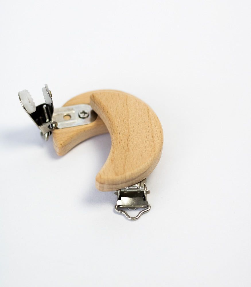 Schnullerclip "Mond" aus Buchenholz - Bastelbedarf -> Holz > Schnullerclips von mahina