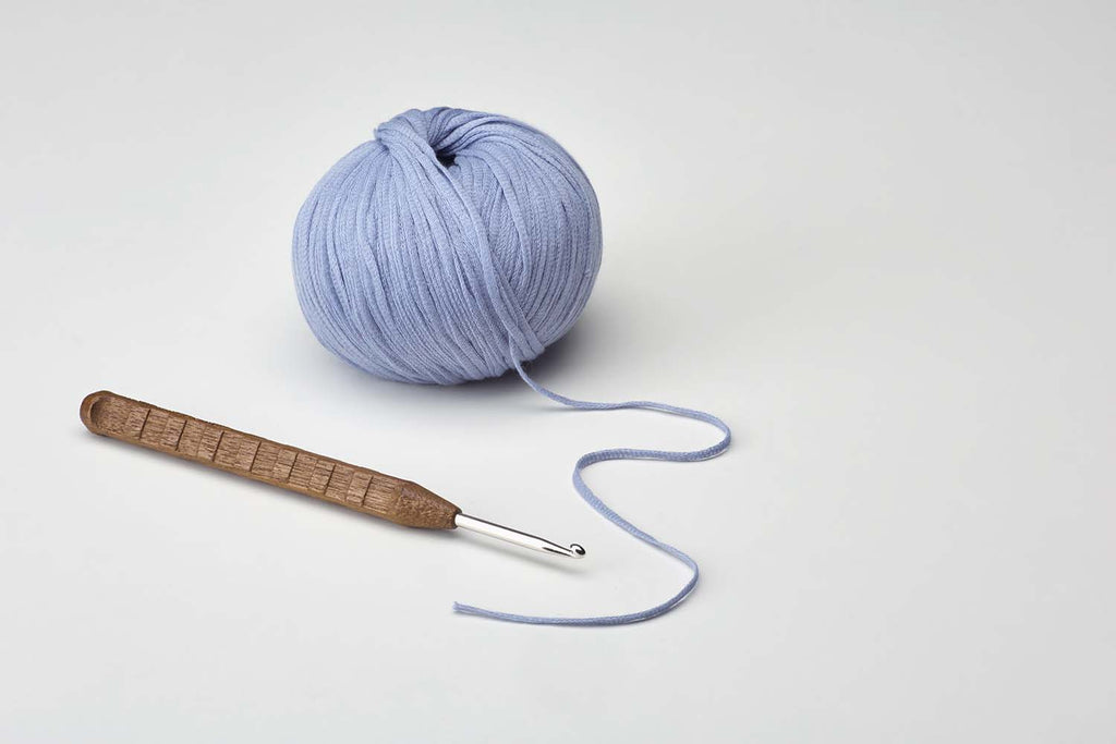 Addi Wollhäkelnadel "addiNature" mit Griff aus Walnussholz 16cm, 587-2 - mahina