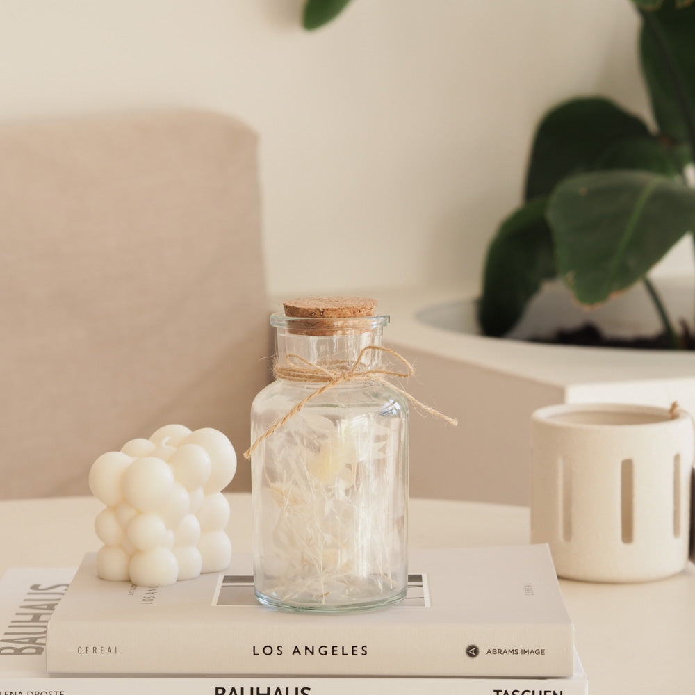 Personalisierbares Korkenglas mit Trockenblumen "White Passion" 3 Größen - mahina