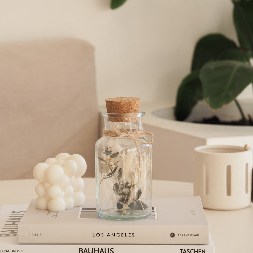 Personalisierbares Korkenglas mit Trockenblumen "Soft Green" 3 Größen - mahina
