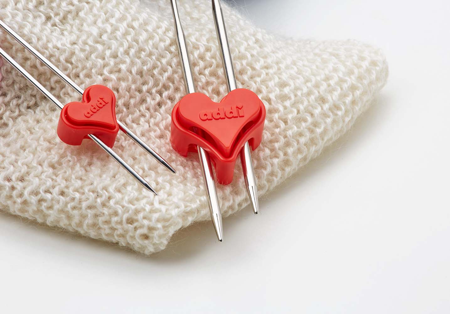 Addi Maschensicherung Herz-Set "addiToGo" 2 Stück 413-2 - Bastelbedarf -> Häkeln und Stricken -> Stricknadeln von mahina