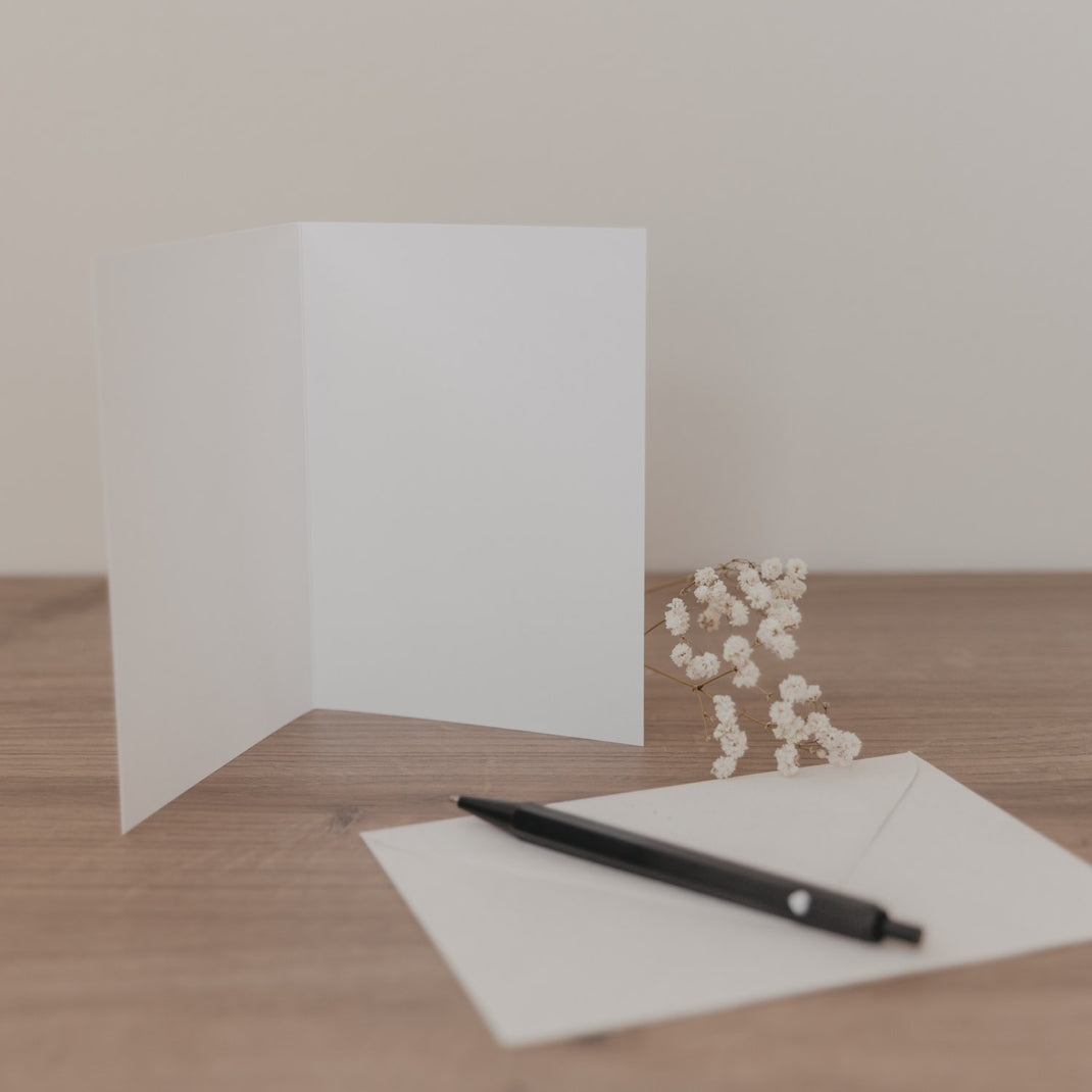 Eulenschnitt Klappkarte "Geburtstagsdackel" - Postkarten von mahina