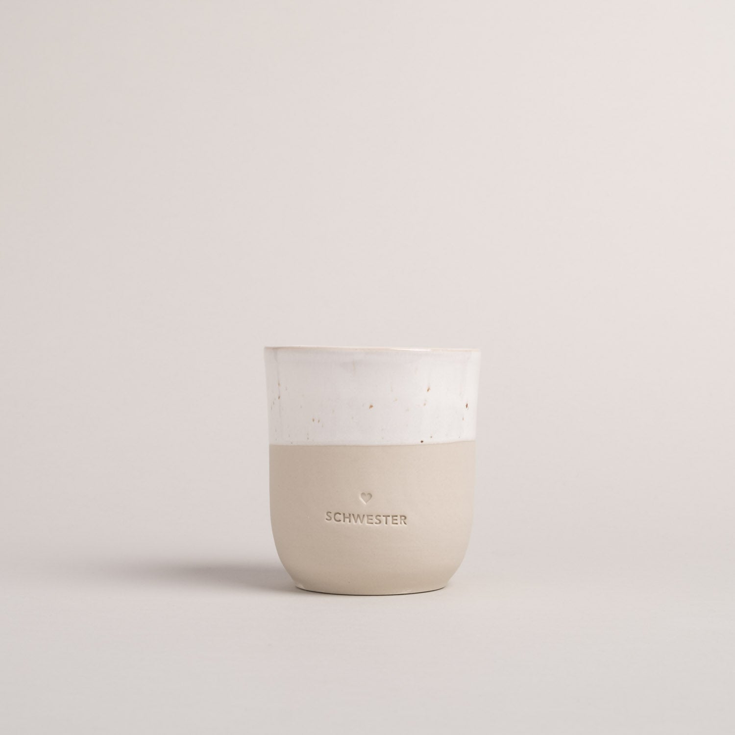 Handgemachter Eulenschnitt Becher aus Steingut "Schwester" - Interior > Dekoration > Tassen von mahina