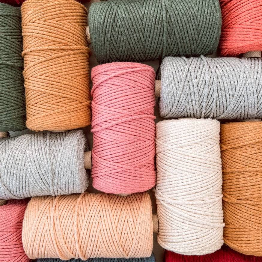MAHINA Garn 2mm geflochten 150m verschiedene Farben - mahina