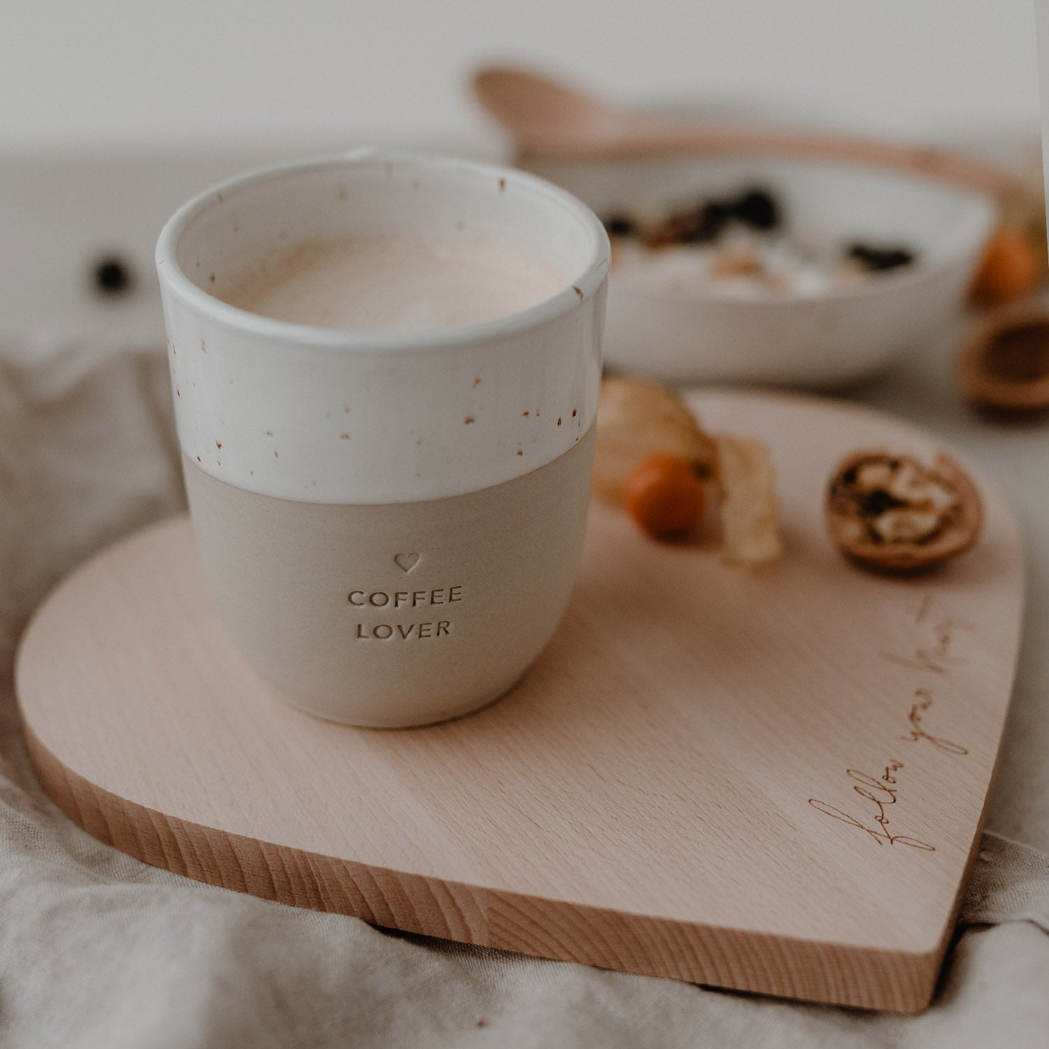 Handgemachter Eulenschnitt Becher aus Steingut "Coffee Lover" - mahina