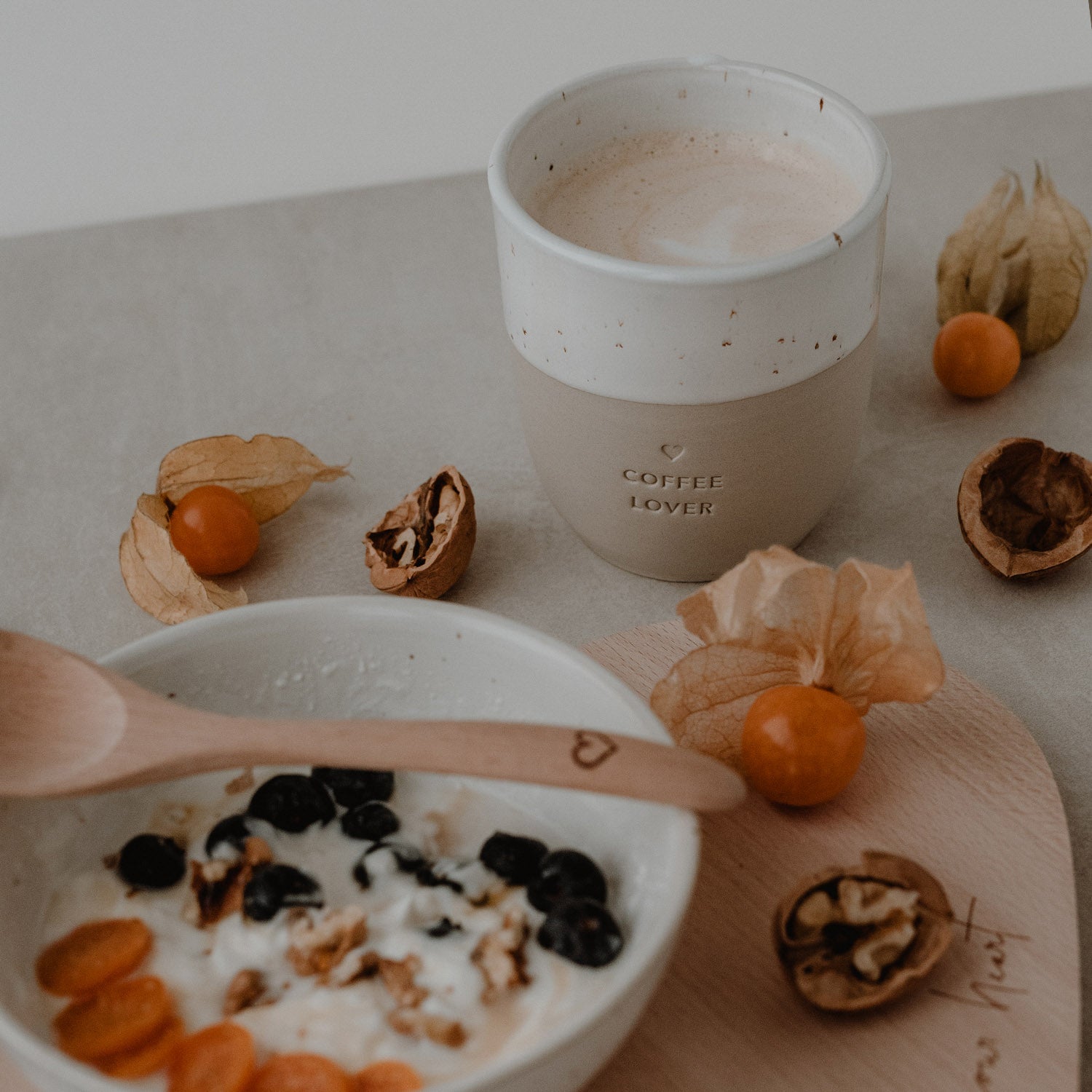 Handgemachter Eulenschnitt Becher aus Steingut "Coffee Lover" - mahina