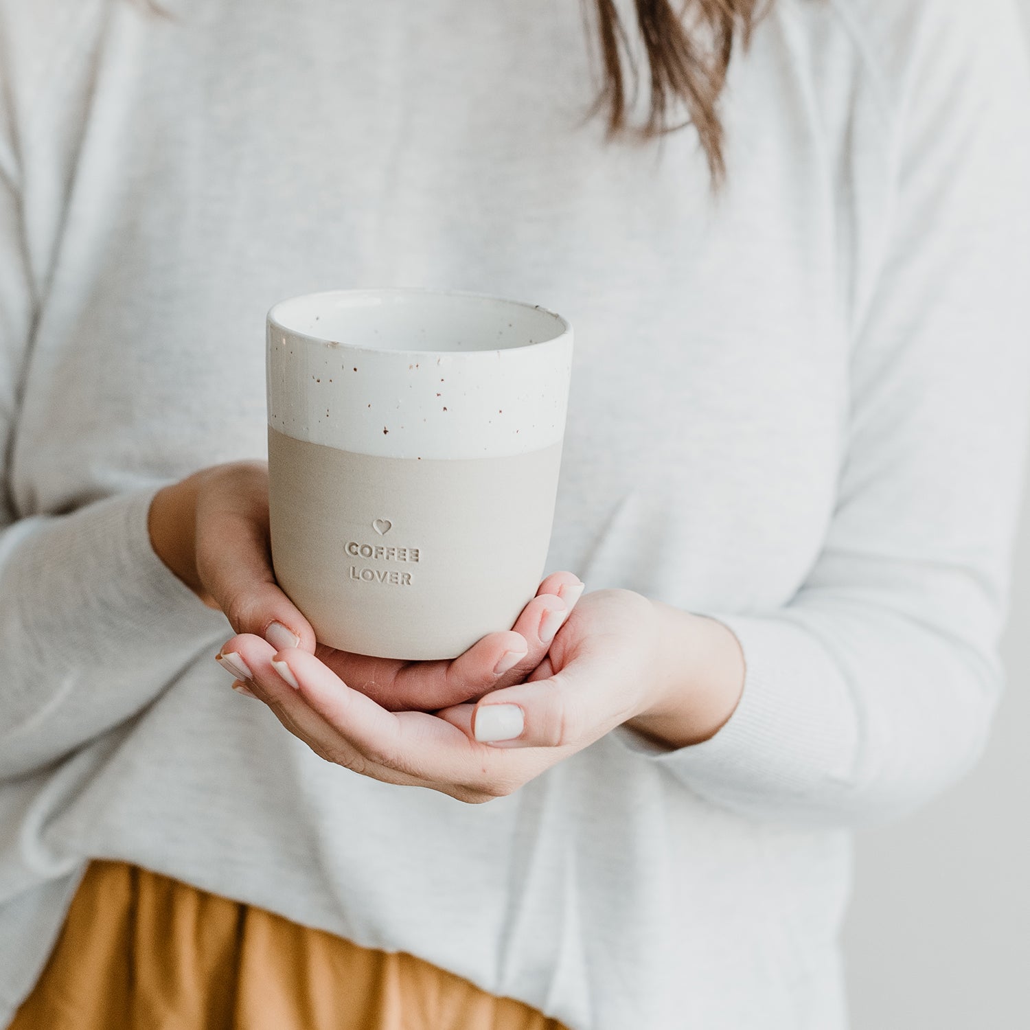 Handgemachter Eulenschnitt Becher aus Steingut "Coffee Lover" - mahina