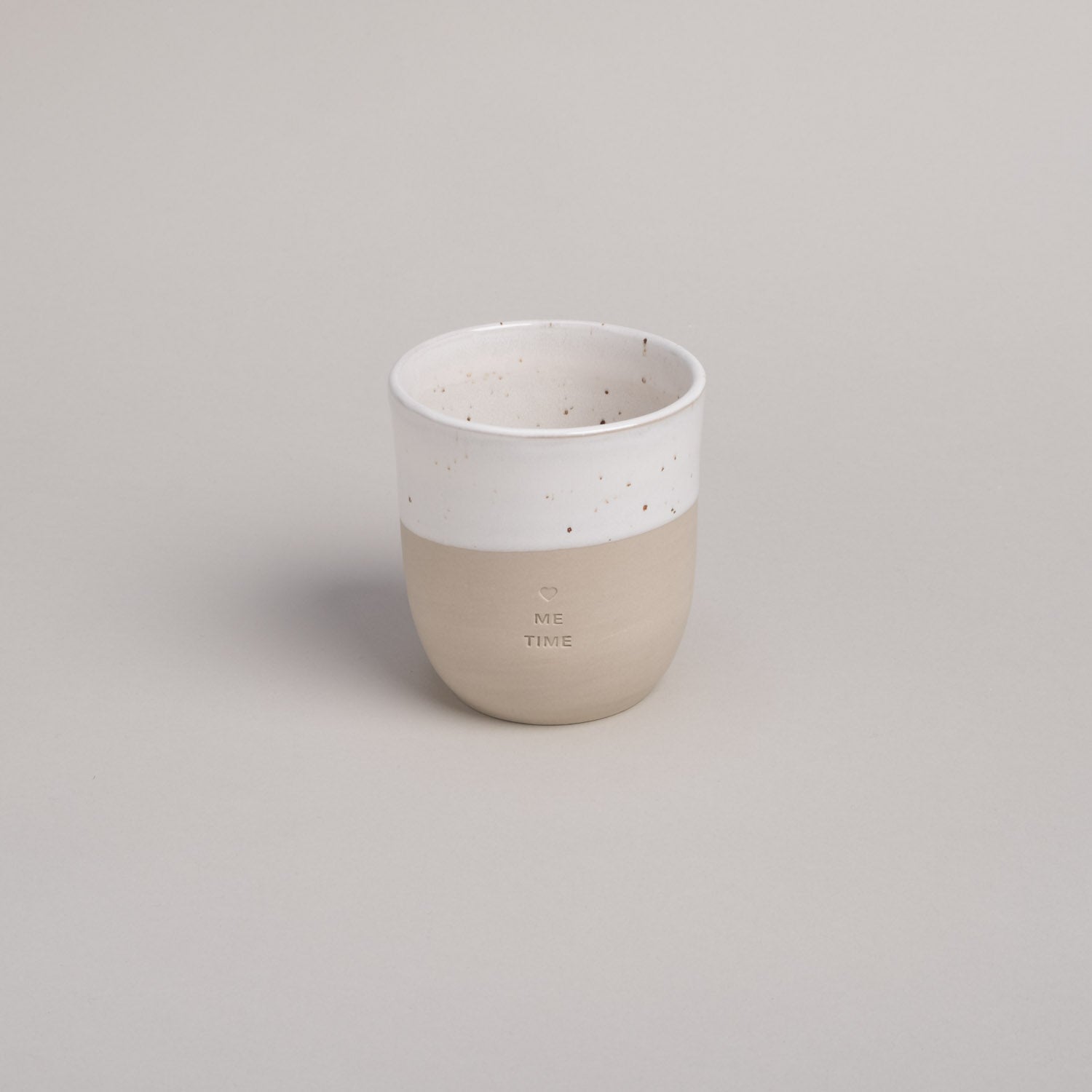 Handgemachter Eulenschnitt Becher aus Steingut "Me Time" - mahina