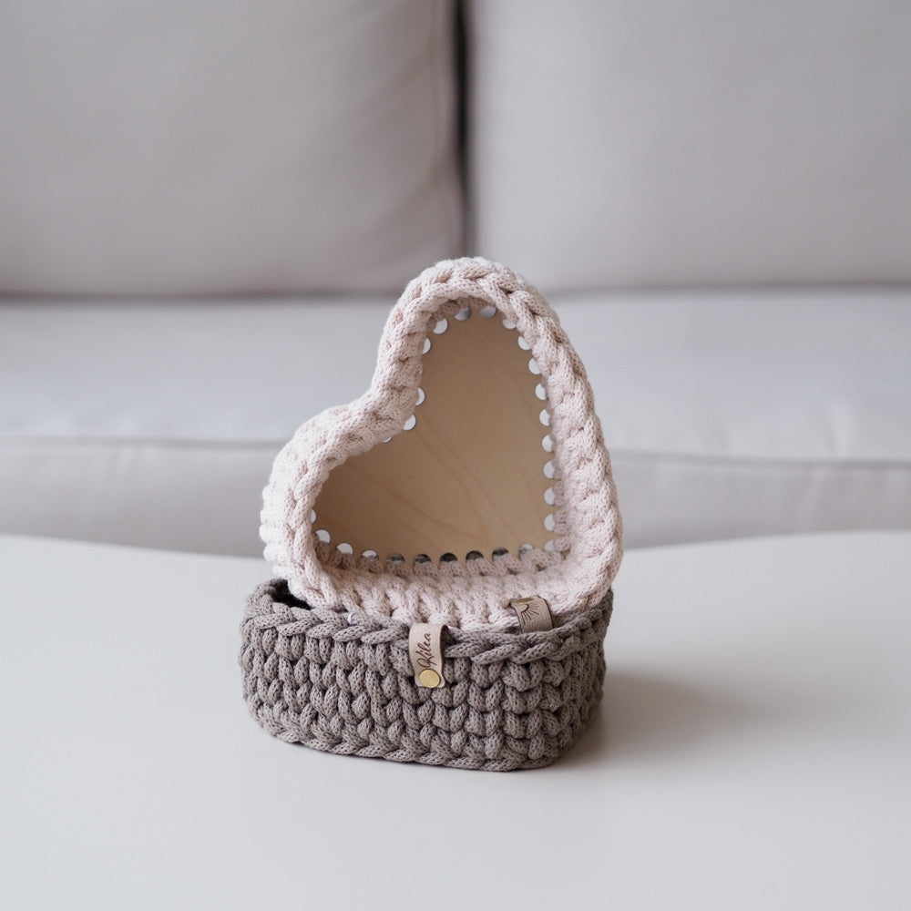 Häkelboden "Herz" aus Birkenholz, verschiedene Größen - Bastelbedarf -> Häkeln und Stricken -> Häkelboden von mahina