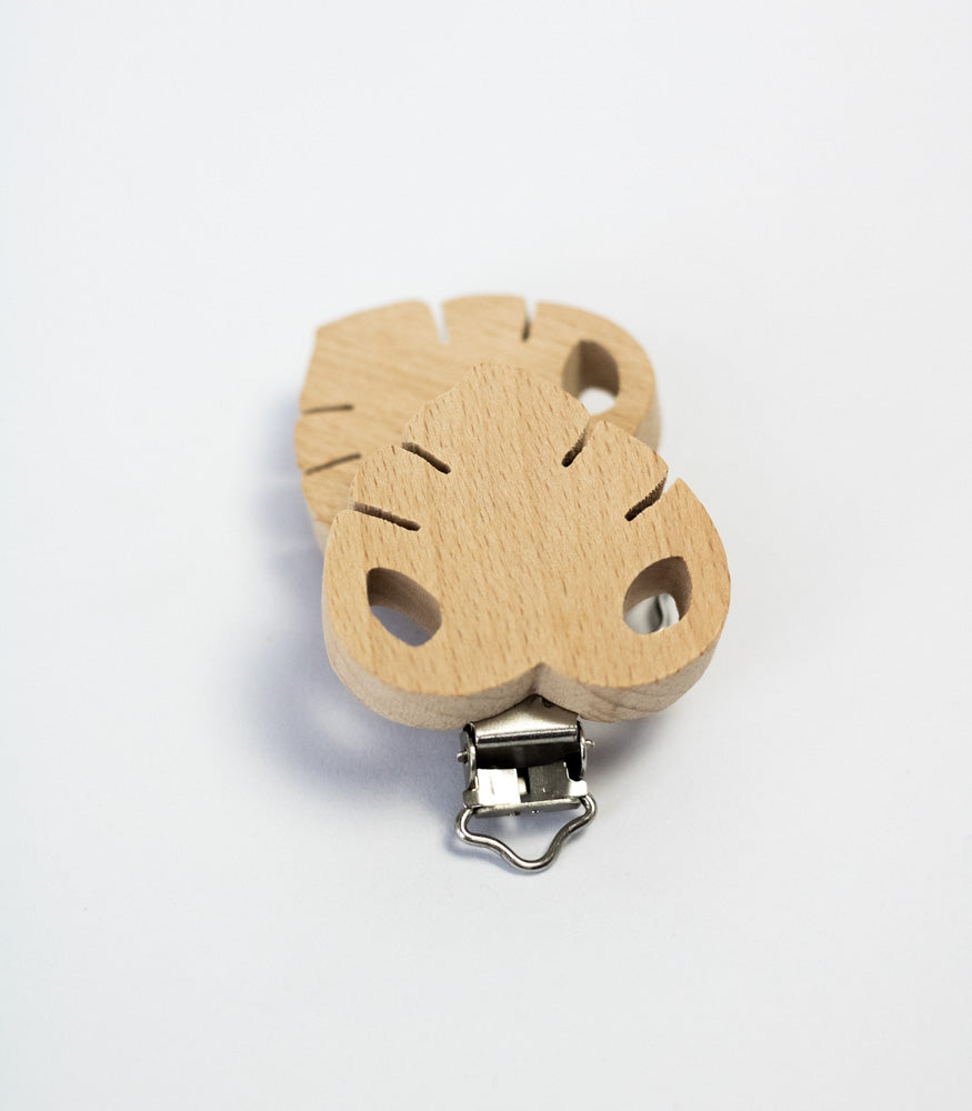 Schnullerclip "Blatt" aus Buchenholz - mahina