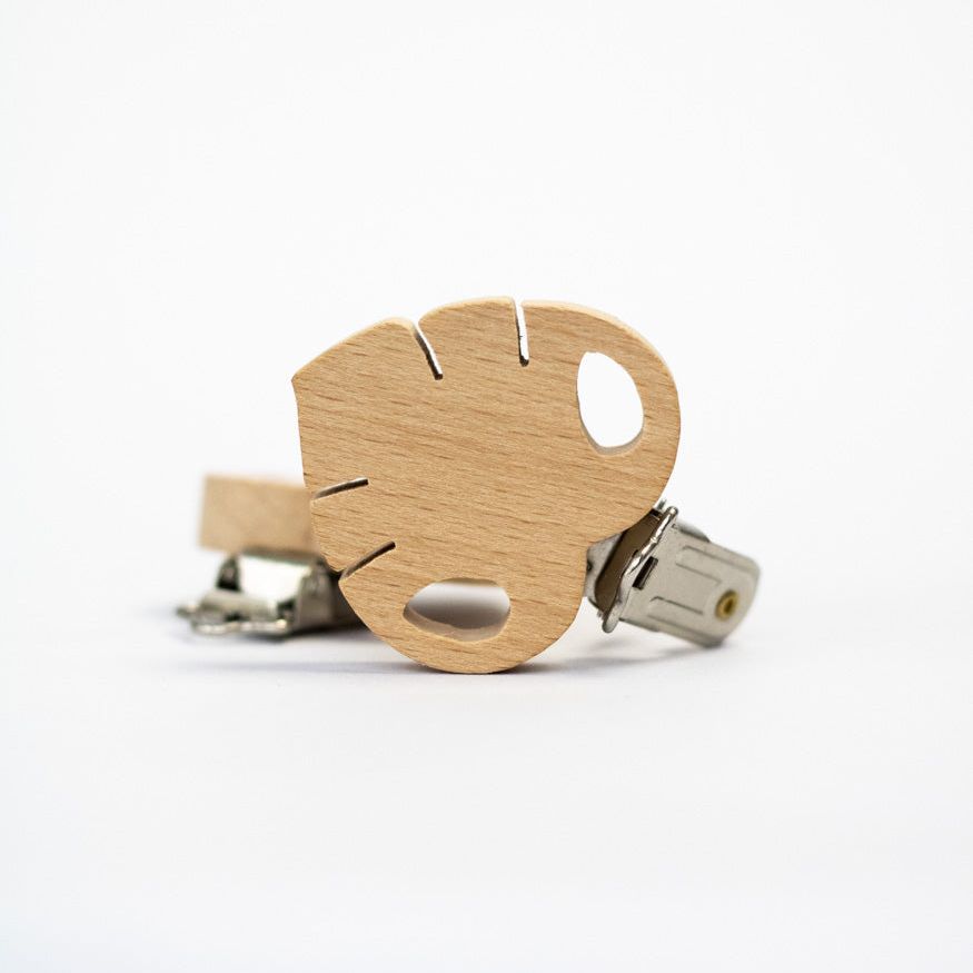 Schnullerclip "Blatt" aus Buchenholz - mahina